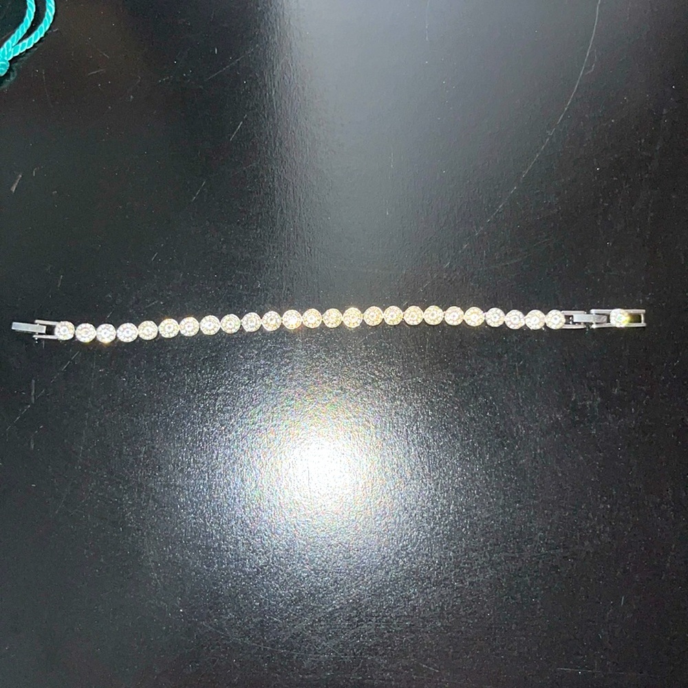 Swavorski crystal tennis bracelet